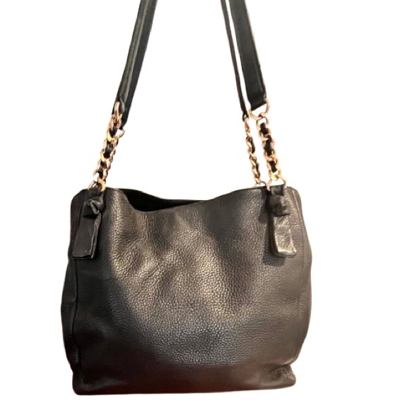 Tory Burch- Harper Tote Bag in Black Pebble Leather with Gold-Tone Hardware - Picture 5 of 13